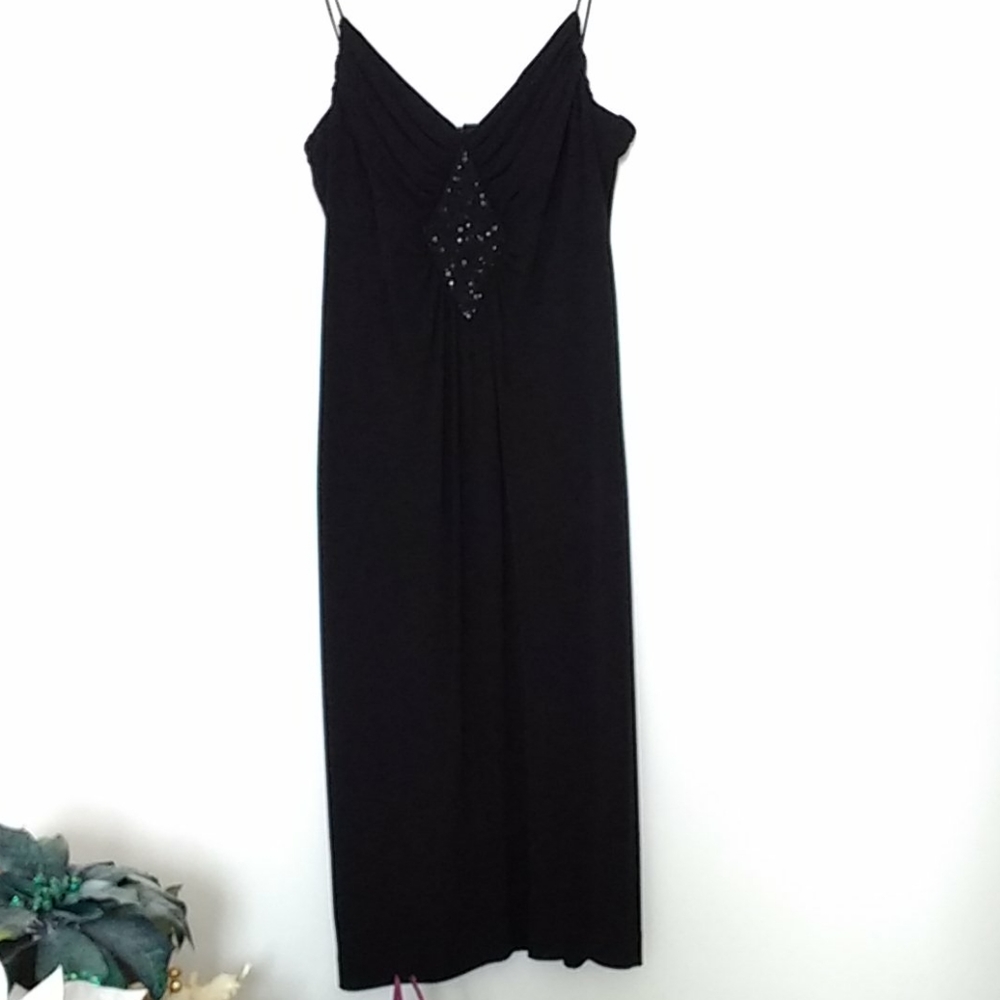 Anne Klein Beaded Evening/Cocktail dress Size 16